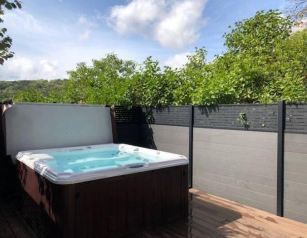 Chambre Avec Acces Jacuzzi Plombieres-les-Dijon Extérieur photo